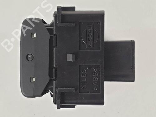 Switch NISSAN PATHFINDER III (R51) 2.5 dCi 4WD | BP6841876I30 - Image 2