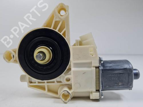 right-rear-window-motor-mercedes-benz-c-class-w204-2007-2008-2009-2010-2011-2012-2013-2014-2015-29219153 main image