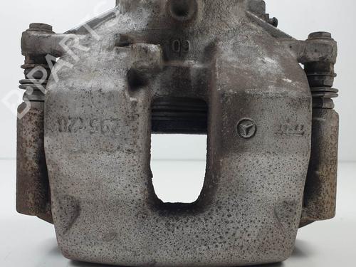 Used Right front brake caliper Right front brake caliper MERCEDES-BENZ C-CLASS T-Model (S204) C 200 CDI (204.207) (136 hp) 28060855 28060855