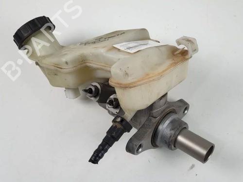Used Brake master cylinder FORD FIESTA V (JH_, JD_) 1.4 16V (80 hp) 6842382