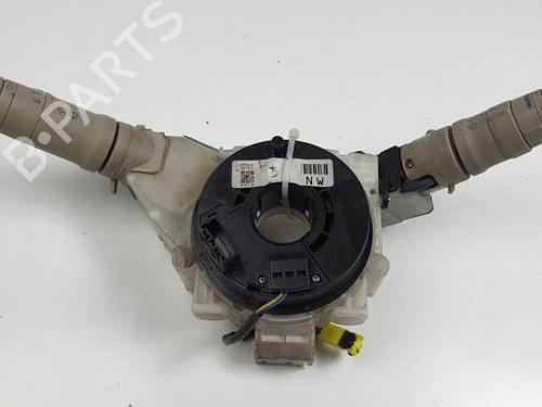 Used Headlight switch NISSAN MICRA III (K12) 1.2 16V (65 hp) 28069040