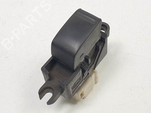 Used Right rear window switch Right rear window switch NISSAN ALMERA TINO (V10) 2.0 (136 hp) 10094587 10094587