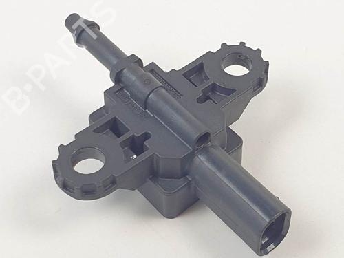 Electronic sensor LAND ROVER RANGE ROVER EVOQUE (L551) 2.0 D150 4x4 | BP25256130M84 - Image 2