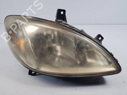 Used Right headlight Right headlight 37601009 37601009