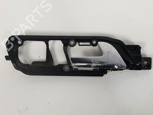 Used Front right interior door handle VW POLO IV (9N_, 9A_) 1.9 SDI (64 hp) 6848733