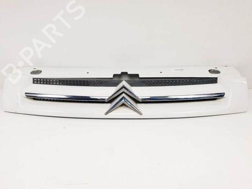 Used Grille CITROËN BERLINGO / BERLINGO FIRST Box Body/MPV (M_) 1.6 HDI 90 (MB9HX, MC9HX) (90 hp) 25262609