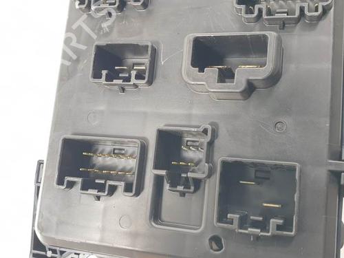 Fuse box FORD MONDEO III (B5Y) 2.0 16V | BP13384577E1 