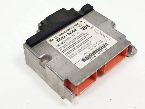 Used ECU airbags HYUNDAI i40 I (VF) 1.7 CRDi (116 hp) 25116591