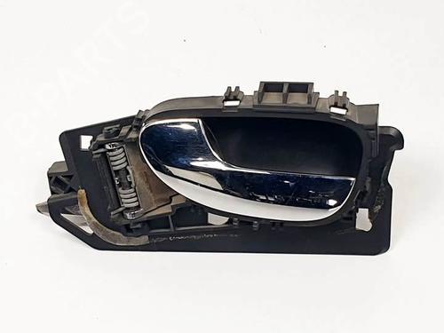 Used Front left interior door handle Front left interior door handle PEUGEOT 307 Break (3E) 2.0 HDI 90 (90 hp) 17518196 17518196