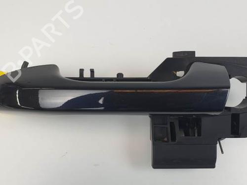 Used Front left exterior door handle KIA SPORTAGE IV (QL, QLE) 1.6 CRDi (136 hp) 24627353