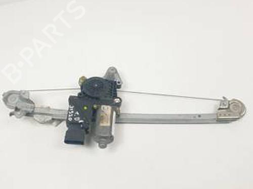 Rudehejsemekanisme Højre bagtil MERCEDES-BENZ E-CLASS (W210) E 220 CDI (210.006) (125 hp) 31142974