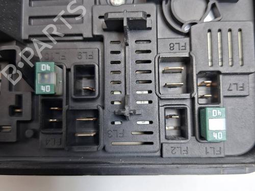 Fuse box LAND ROVER DISCOVERY V (L462) 2.0 Sd4 4x4 | BP39169810E1 - Image 3