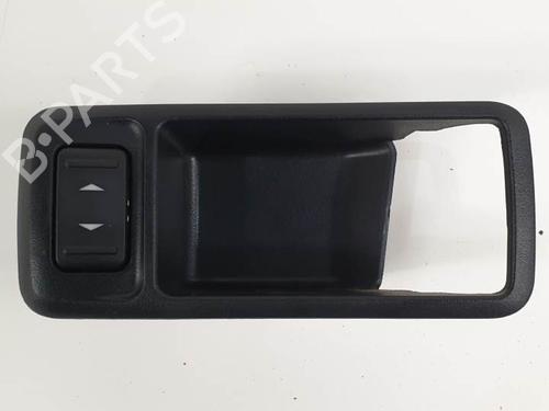 Used Right rear window switch FORD KUGA I [2008-2012]  6845490