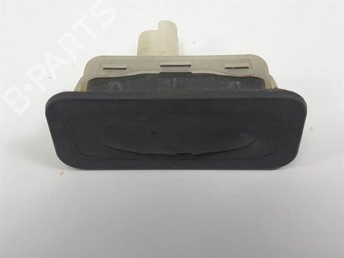 Used Tailgate handle Tailgate handle RENAULT MEGANE III Hatchback (BZ0/1_, B3_) 1.5 dCi (BZ09, BZ0D, BZ1W, BZ29, BZ14) (110 hp) 10933989 10933989