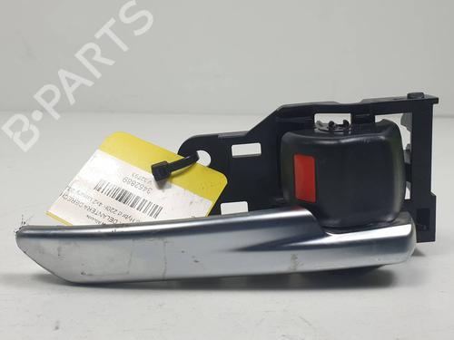Used Front right interior door handle Front right interior door handle TOYOTA RAV 4 V (_A5_, _H5_) 2.5 Hybrid (AXAH52) (218 hp) 34517448 34517448