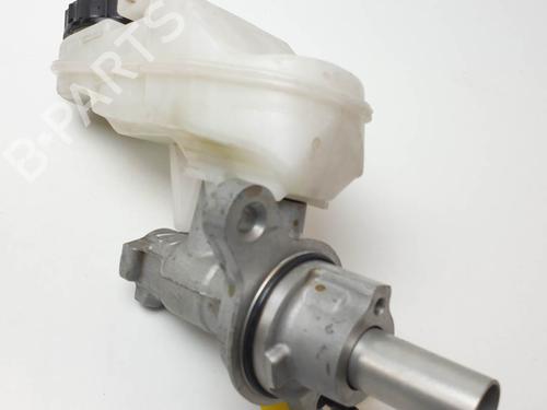 Used Brake master cylinder Brake master cylinder CITROËN C1 II (PA_, PS_) 1.2 VTi 82 (82 hp) 24627509 24627509