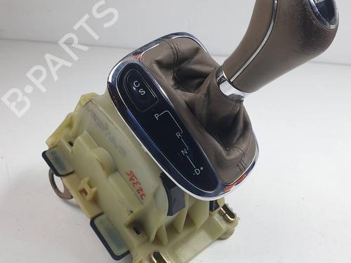 Used Gear lever Gear lever MERCEDES-BENZ CLK Convertible (A209) CLK 200 Kompressor (209.442) (163 hp) 31351754 31351754