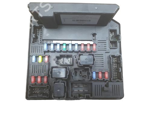 Used Fuse box Fuse box 38433401 38433401