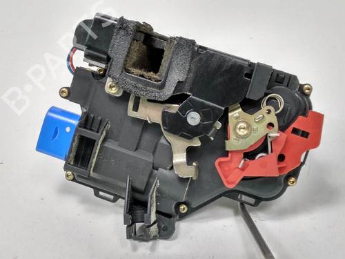 Used Front left lock Front left lock AUDI A8 D3 (4E2, 4E8) 4.2 quattro (335 hp) 8685241 8685241