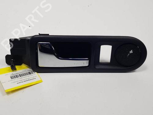 Used Rear left interior door handle VW BORA I (1J2) 1.9 TDI (110 hp) 15539320