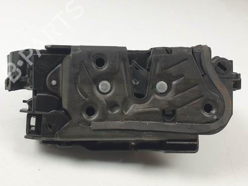 front-right-lock-seat-arona-kj7-kjp-2017-26313658 main image