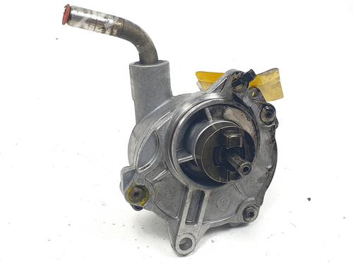 Used Vacuum pump Vacuum pump MERCEDES-BENZ C-CLASS Coupe (CL203) C 220 CDI (203.706) (143 hp) 30166747 30166747