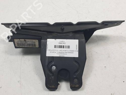 Used Tailgate lock Tailgate lock BMW 5 Touring (E61) 530 xd (235 hp) 39744409 39744409