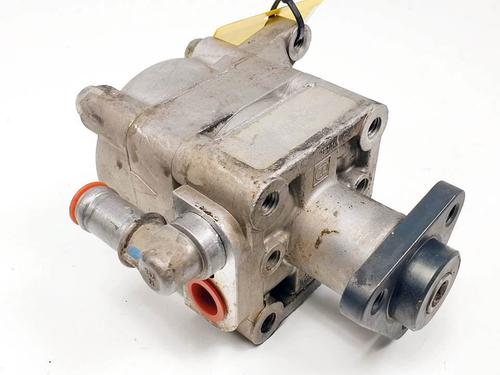 Used Steering pump Steering pump BMW 3 (E46) 316 i (105 hp) 17165463 17165463