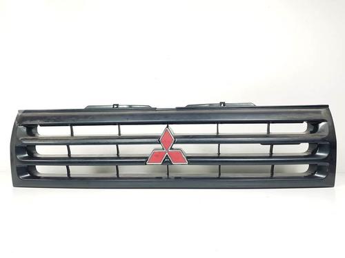 Used Grille Grille 18642271 18642271