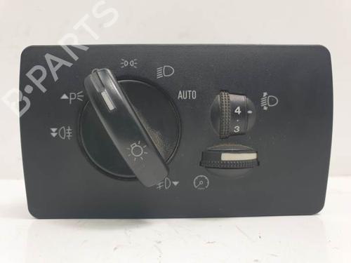Used Headlight switch FORD MONDEO III Turnier (BWY) [2000-2007]  9302435