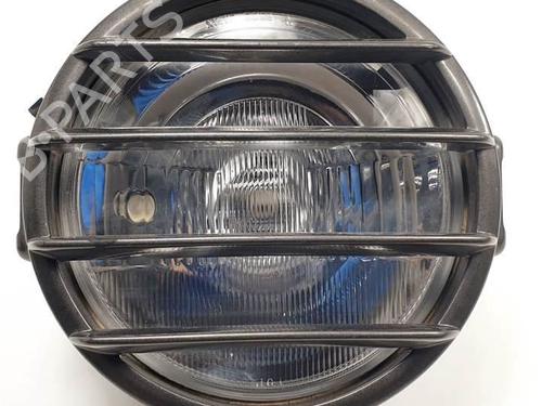 Used Right headlight MITSUBISHI L200 (K7_T, K6_T, K5_T) 2.5 TD 4WD (K74T) (115 hp) 17809641
