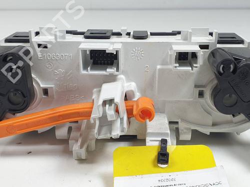 Climate control PEUGEOT 2008 I (CU_) 1.2 PureTech 82 | BP29581660I5 