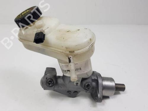 Used Brake master cylinder RENAULT TWINGO II (CN0_) 1.2 (CN0D) (58 hp) 12507757