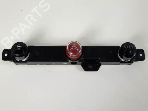 Used Warning switch Warning switch FIAT 500 (312_) 1.3 D Multijet (312AXB1A) (75 hp) 6845438 6845438