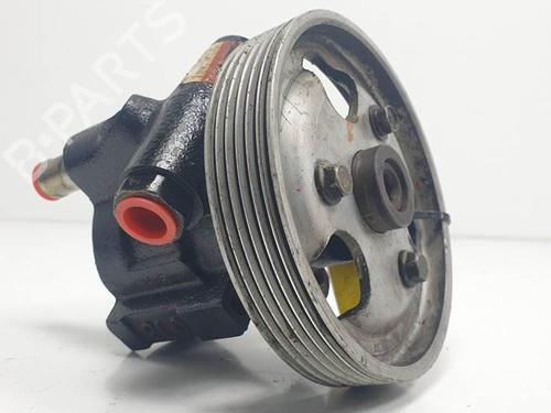 Used Steering pump RENAULT MEGANE I (BA0/1_) 1.6 16V (BA04, BA0B, BA11, BA1J, BA16, BA19, BA1K, BA1V,... (107 hp) 10663765