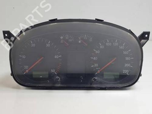 Kombinert Instrument VW TRANSPORTER T4 Bus (70B, 70C, 7DB, 7DK, 70J, 70K, 7DC, 7DJ) 1.9 TD (68 hp) 30655062