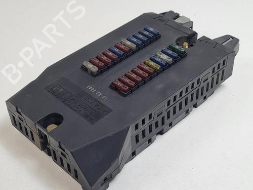Used Fuse box Fuse box 37533259 37533259