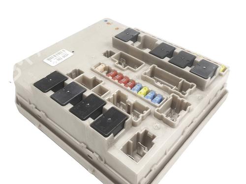 Used Fuse box Fuse box 38433575 38433575