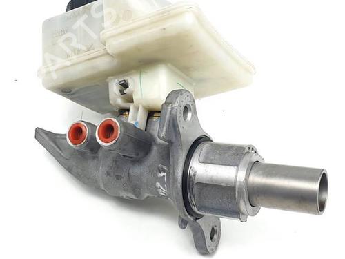 brake-master-cylinder-mercedes-benz-m-class-w166-2011-2012-2013-2014-2015-24929264 main image