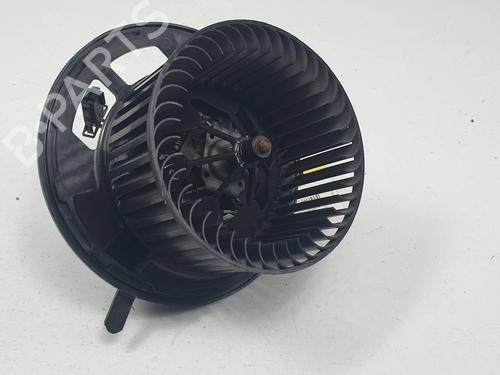 Used Heater blower motor Heater blower motor BMW X3 (F25) xDrive 28 i (245 hp) 34517397 34517397