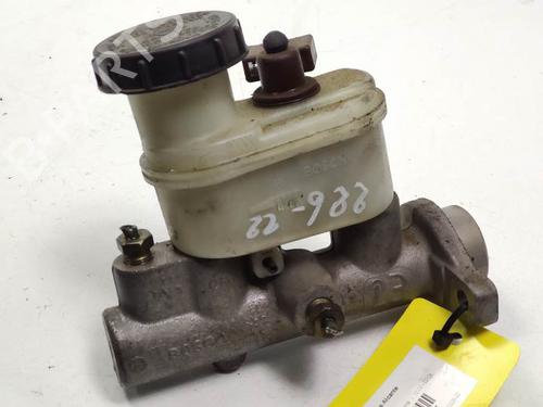 Hovedbremsecylinder NISSAN ALMERA II (N16) 2.2 Di (110 hp) 9293432