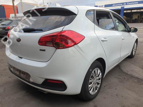 Left front window switch KIA CEE'D (JD) 1.4 CRDi 90 | BP29538647I27  - Image 16