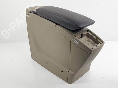 Used Armrest / Center console Armrest / Center console RENAULT GRAND SCÉNIC III (JZ0/1_) 1.4 16V (JZ0F) (131 hp) 13370216 13370216