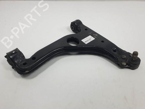 Used Right front suspension arm Right front suspension arm OPEL VECTRA B (J96) 1.7 TD (F19) (82 hp) 12388939 12388939