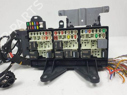 Fuse box JAGUAR XE (X760) 2.0 D | BP10727856E1 