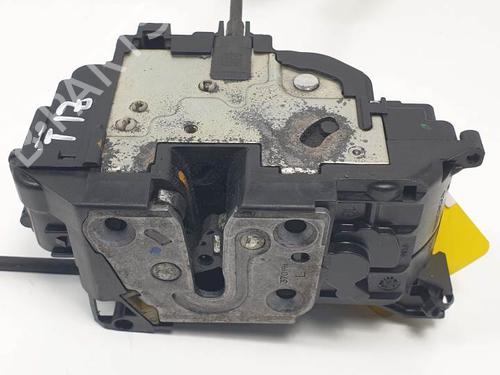 Venstre bagtil lås RENAULT MEGANE III Hatchback (BZ0/1_, B3_) 1.5 dCi (86 hp) 24984288