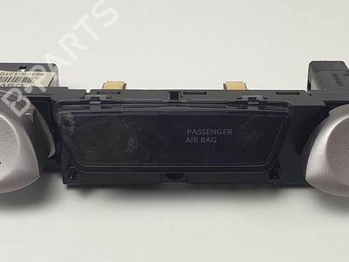 Used Warning switch Warning switch HYUNDAI i20 I (PB, PBT) 1.2 (78 hp) 25138341 25138341