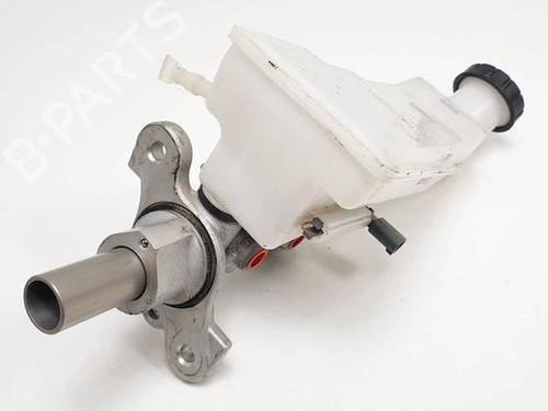 Used Brake master cylinder Brake master cylinder INFINITI Q30 2.2 D (170 hp) 18025931 18025931