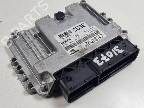 Used Engine control unit (ECU) HYUNDAI SANTA FÉ II (CM) 2.2 CRDi GLS (150 hp) 29989565