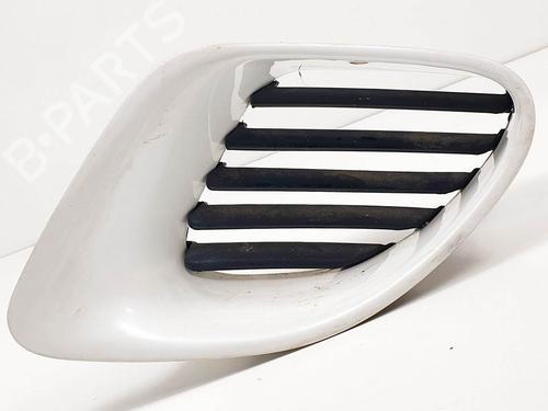 Used Grille Grille 16256702 16256702